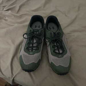 Under Armour Olive and Light Gray Sneakers 14